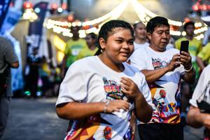 BIB: 0000
                            <button type="button" onclick="openModal(21897921)" class="btn btn-primary btn-sm float-right btn-popup" data-toggle="modal" data-target=".modal-high-quality">
                        <i class="fas fa-shopping-cart"></i> Add to Cart
                    </button>
                                            <button type="button" onclick="isThisMe(21897921, true)" class="btn btn-success btn-sm float-right btn-popup btn-isme hidden" data-toggle="tooltip" data-placement="bottom" title="นี่คือรูปของคุณใช่ไหม คลิกที่นี่เพื่อเอาเข้าอัลบั้ม">
                        <i class="fas fa-plus"></i> Add to album
                    </button>
                    <button type="button" onclick="isThisMe(21897921, false)" class="btn btn-warning btn-sm float-right btn-popup btn-isnotme hidden">
                        <i class="fas fa-ban"></i> Remove from album
                    </button>